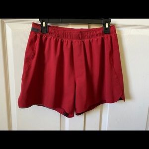 Men’s Lululemon 4inch surge shorts.